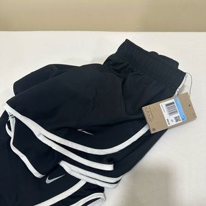 WOMENS NIKE RUNNING SHORTS